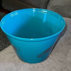 NWT Philadelphia Eagles 🦅 popcorn/snack bucket